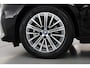 BMW 2-Serie Active Tourer 220i | Navi | Camera | Stoelverw. | Apple CarPlay | Cruise | 17'' v