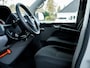 Volkswagen Transporter 2.0 TDI L2H3 | Gas & Rem aan Stuurwiel | Elektrische Klep | Elektrische oprijplaat/ lift | Airco | Cruise Control | Trekhaak Afneembaar | Standkachel | Metallic Lak | Elektrisch verstelbare, draaibare, bestuurdersstoel |
