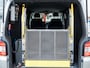 Volkswagen Transporter 2.0 TDI L2H3 | Gas & Rem aan Stuurwiel | Elektrische Klep | Elektrische oprijplaat/ lift | Airco | Cruise Control | Trekhaak Afneembaar | Standkachel | Metallic Lak | Elektrisch verstelbare, draaibare, bestuurdersstoel |