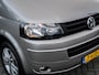 Volkswagen Transporter 2.0 TDI L2H3 | Gas & Rem aan Stuurwiel | Elektrische Klep | Elektrische oprijplaat/ lift | Airco | Cruise Control | Trekhaak Afneembaar | Standkachel | Metallic Lak | Elektrisch verstelbare, draaibare, bestuurdersstoel |