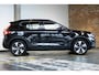 Volvo XC40 Recharge P8 AWD R-Design |Adaptieve Cruise Controle| Blind spot | Verwarmbare Voorstoelen| Verwarmbaar Stuurwiel
