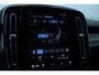 Volvo XC40 Recharge P8 AWD R-Design |Adaptieve Cruise Controle| Blind spot | Verwarmbare Voorstoelen| Verwarmbaar Stuurwiel