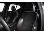 Volvo XC40 Recharge P8 AWD R-Design |Adaptieve Cruise Controle| Blind spot | Verwarmbare Voorstoelen| Verwarmbaar Stuurwiel