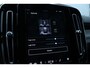 Volvo XC40 Recharge P8 AWD R-Design |Adaptieve Cruise Controle| Blind spot | Verwarmbare Voorstoelen| Verwarmbaar Stuurwiel