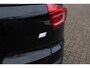 Volvo XC40 Recharge P8 AWD R-Design |Adaptieve Cruise Controle| Blind spot | Verwarmbare Voorstoelen| Verwarmbaar Stuurwiel
