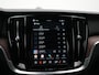 Volvo V60 2.0 T6 Plug-in hybrid AWD Ultra Dark | Bowers & Wilkins | 360° Camera | Massage | Stoelventilatie | Head-Up | Panoramadak | Extra getint glas | Gelamineerd glas | 19"