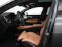 Volvo V60 2.0 T6 Plug-in hybrid AWD Ultra Dark | Bowers & Wilkins | 360° Camera | Massage | Stoelventilatie | Head-Up | Panoramadak | Extra getint glas | Gelamineerd glas | 19"