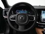 Volvo V60 2.0 T6 Plug-in hybrid AWD Ultra Dark | Bowers & Wilkins | 360° Camera | Massage | Stoelventilatie | Head-Up | Panoramadak | Extra getint glas | Gelamineerd glas | 19"