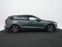 Volvo V60 2.0 T6 Plug-in hybrid AWD Ultra Dark | Bowers & Wilkins | 360° Camera | Massage | Stoelventilatie | Head-Up | Panoramadak | Extra getint glas | Gelamineerd glas | 19"