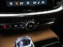 Volvo V60 2.0 T6 Plug-in hybrid AWD Ultra Dark | Bowers & Wilkins | 360° Camera | Massage | Stoelventilatie | Head-Up | Panoramadak | Extra getint glas | Gelamineerd glas | 19"