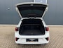 Volkswagen T-Roc 1.0 TSI R-Line * Camera * IQ Light * Massage * Stoelverwarming *