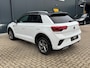 Volkswagen T-Roc 1.0 TSI R-Line * Camera * IQ Light * Massage * Stoelverwarming *