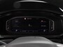 Volkswagen T-Roc 1.5 TSI R-Line+Blackpack Climate control | Adaptieve cruise control | Panoramadak | LED | Navigatie | Achteruitrijcamera | Parkeersensoren | Apple Carplay/ Android Auto | Radio