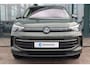 Volkswagen Tiguan 204PK Life Edition - eHybrid Inclusief €2000,- inruilvoordeel + €3000,- korting | 'App-Connect' draadloze smartphone integratie | Achteruitrijcamera (Rear View) | Automatische afstandsregeling (Adaptive Cruise Control)