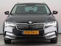 Skoda Superb Combi 1.4 TSI iV Business Edition Plus (Elek. trekhaak / Stoelverw. V+A / Camera / Navi / Cruise)