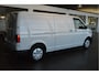 Volkswagen Transporter 2.0 TDI L2H1 airco cruise navi trekhaak pdc 150 pk !!