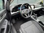 Volkswagen Golf 1.0 TSI Life * Carplay * Parkeersensoren * Adaptieve Cruise Control *