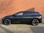 Kia EV4 GT-Line Business Edition 81.4 kWh | €1.340 voorraad voordeel | GT-Line vegan lederen stoelbekleding | Stoel- en stuurverwarming | Elektrisch verstelbare voorstoelen | Achteruitrijcamera | Ambient lighting Advanced