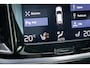 Volvo V60 2.0 T4 R-Design | Adaptieve Cruise Control | Schuif - / Kanteldak | Sportstoelen | Trekhaak | Stoel +  Stuurverwarming | 19 inch | Memory | Camera | DAB |