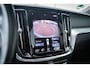 Volvo V60 2.0 T4 R-Design | Adaptieve Cruise Control | Schuif - / Kanteldak | Sportstoelen | Trekhaak | Stoel +  Stuurverwarming | 19 inch | Memory | Camera | DAB |