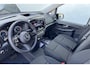 Mercedes-Benz eVito 112 L2 | Multibeam LED Koplampen | Parkeerpakket met Achteruitrijcamera | Smartphone Integratie Pakket | Tweezits Bijrijdersbank | Comfort Bestuurdersstoel | Climate Control met (Interieur) Voorklimatisering |