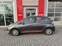 Toyota Yaris 1.5 Hybrid Design Red *Met fietsendragerhouder!*