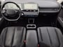 Hyundai Ioniq 5 Lounge 73kWh Automaat / Accu SOH 100% / Fabrieksgarantie tot 10-2026 / Dealer onderhouden / Panoramadak / WLTP 451 km / Afn. trekhaak 1.600 kg / Elektrische klep en stoelen / Stuur-, stoel- en achterbankverwarming /