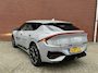 Kia EV6 GT-Line 84kWh 228pk | €3.795 VOORRAADVOORDEEL | DIRECT LEVERBAAR | SCHUIF/KANTELDAK | HEAD-UP DISPLAY | MERIDIAN® PREMIUM AUDIO  | 20" LM-VELGEN (GT-LINE) | 360˚ CAMERA |