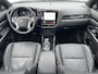 Mitsubishi Outlander 2.4 PHEV Instyle 18"/Trekhaak/LED/Leder/Zonnedak/Stoel + stuurverwarming/Dodehoek/PDC v+a/360 Camera/Apple Carplay & Android Auto