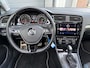 Volkswagen Golf 1.5 TSI Highline Business R Line | Pano | Climate | Parkeer sensoren | dodehoek |