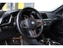 BMW 1-Serie 118i Executive Edition | Sportstoelen | M Aerodynamica | 19" lichtmetalen velgen | Dakspoiler |  M135i Look |