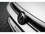 Volkswagen Polo Life Edition | 'App-Connect' smartphone integratie | Buitenspiegels elektrisch instel- verwarm- en inklapbaar | Parkeersensoren voor en achter (Park Distance Control)