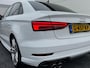 Audi A3 Limousine 35 TFSI Org NL Pano Virtual 3x S-Line Stoelverwarming Black optic package