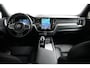 Volvo XC60 2.0 T6 Plug-in hybrid AWD Plus Black Edition | Panoramadak | Trekhaak | Luchtvering | Stoelventilatie | Stoel en stuurwielverwarming | Camera | BLIS | Adaptieve cruise control |