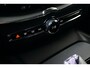 Volvo XC60 2.0 T6 Plug-in hybrid AWD Plus Black Edition | Panoramadak | Trekhaak | Luchtvering | Stoelventilatie | Stoel en stuurwielverwarming | Camera | BLIS | Adaptieve cruise control |