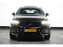 Volvo XC60 2.0 T6 Plug-in hybrid AWD Plus Black Edition | Panoramadak | Trekhaak | Luchtvering | Stoelventilatie | Stoel en stuurwielverwarming | Camera | BLIS | Adaptieve cruise control |
