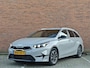 Kia Ceed Sw 1.0 T-GDi 100pk Design Edition | Navigatie | Climate Control | Stoel- & Stuurverwarming | Parkeersensoren Voor + Achter | Camera Achter |
