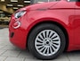 Fiat 500 Electric -RED Edition 24 kWh - 5500 KM Apple CarPlay / Navigatie I LED I Veiligheid Pakket I