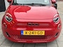 Fiat 500 Electric -RED Edition 24 kWh - 5500 KM Apple CarPlay / Navigatie I LED I Veiligheid Pakket I