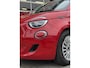 Fiat 500 Electric -RED Edition 24 kWh - 5500 KM Apple CarPlay / Navigatie I LED I Veiligheid Pakket I