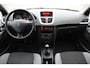 Peugeot 207 1.4-16V Color-line | Airco | El.ramen | El.spiegels | Bluetooth | Radio-CD | AUX-USB | ISOFIX | LMV17'' | Nieuwe Distributieriem | Nwe. APK keuring | Zeer nette
