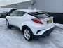 Toyota C-HR 1.8 Hybrid Active automaat NL-auto, boekjes compleet, afneembare trekhaak 7-polig, keyless start, adaptieve cruise control, achteruitrij camera,