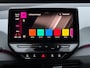 Volkswagen ID.3 First Max 58 kWh, panoramadak, camera, 20 inch, stoelverwarming, parelmoer, 1 e eigenaar, NL auto met nap