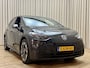 Volkswagen ID.3 Pro Edition 58 kWh Org.NL! / Leder/Alcantara / Keyless / Camera / Adapt Cruise / Carplay / Stoelverwarming /  18'' LMV