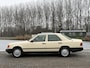 Mercedes-Benz 200-Serie 200-280 230 E 65.000km!