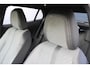 Peugeot 2008 1.2 PureTech 100pk Allure Airco Carplay PDC V+A 10.964km Nieuwstaat