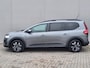 Dacia Jogger 1.6 Hybrid 140PK Expression 7p. / Stoelverwarming / Achteruitrijcamera / Climate Control / Dode Hoek Detectie / Parkeersensoren /