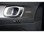 Volvo XC40 1.5 T4 Recharge R-Design | Trekhaak | Harman Kardon | Camera | Stoel en stuurwielverwarming | Cruise control | Elektrische stoelen met geheugen |