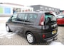 Renault Grand Espace 2.0T 170pk//7-Persoons/Pano-dak/Cruise/Trekhaak/Navi/PDC