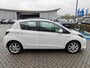 Toyota Yaris 1.5 Full Hybrid Aspiration ALL-SEASON BLUETOOTH CAMERA LM-VELGEN HANDSFREE-BELLEN AIRCO